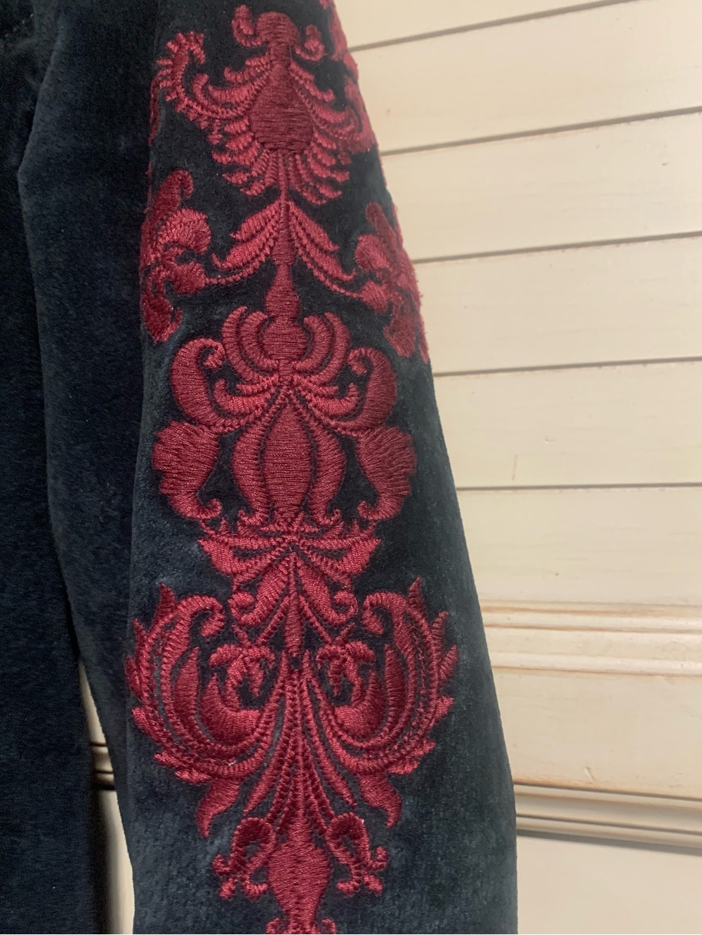 Wilsons Leather Maxima Suede Faux Fur Jacket  Embroidery Vintage XS Embroidered - Picture 3 of 5